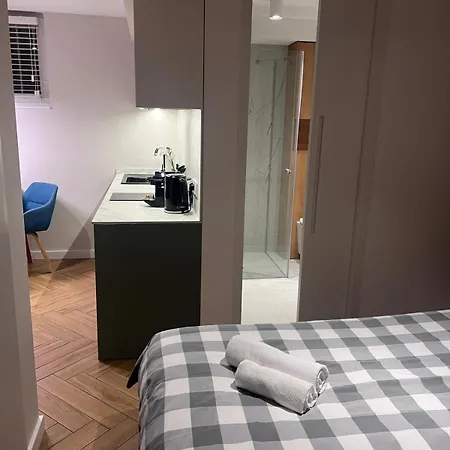 Costa Apartment